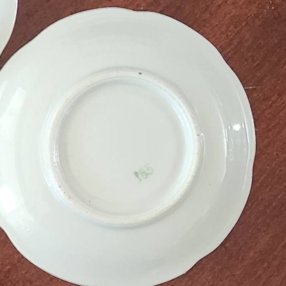 Vintage Plates (dogs/cats) - Picture 16 of 16